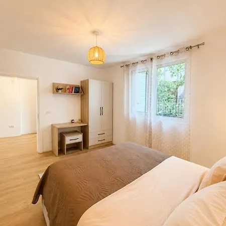 Apartment Marsi Tirana